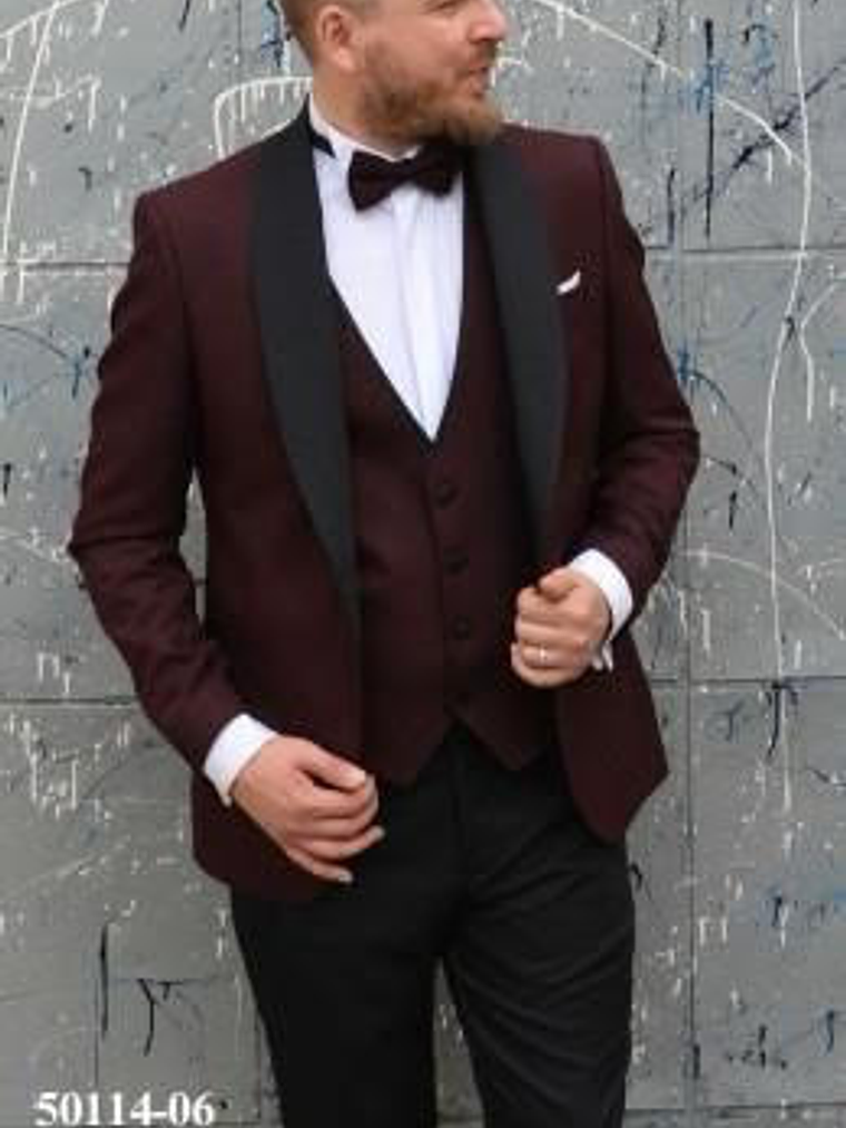 Traje Burdeo Solapa Negra Completa 1
