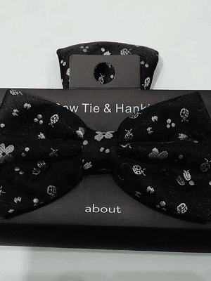 Humita y Pañuelo (Negro y Diseño)