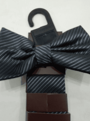 Humita y Pañuelo (Gris oscuro y Diseño)