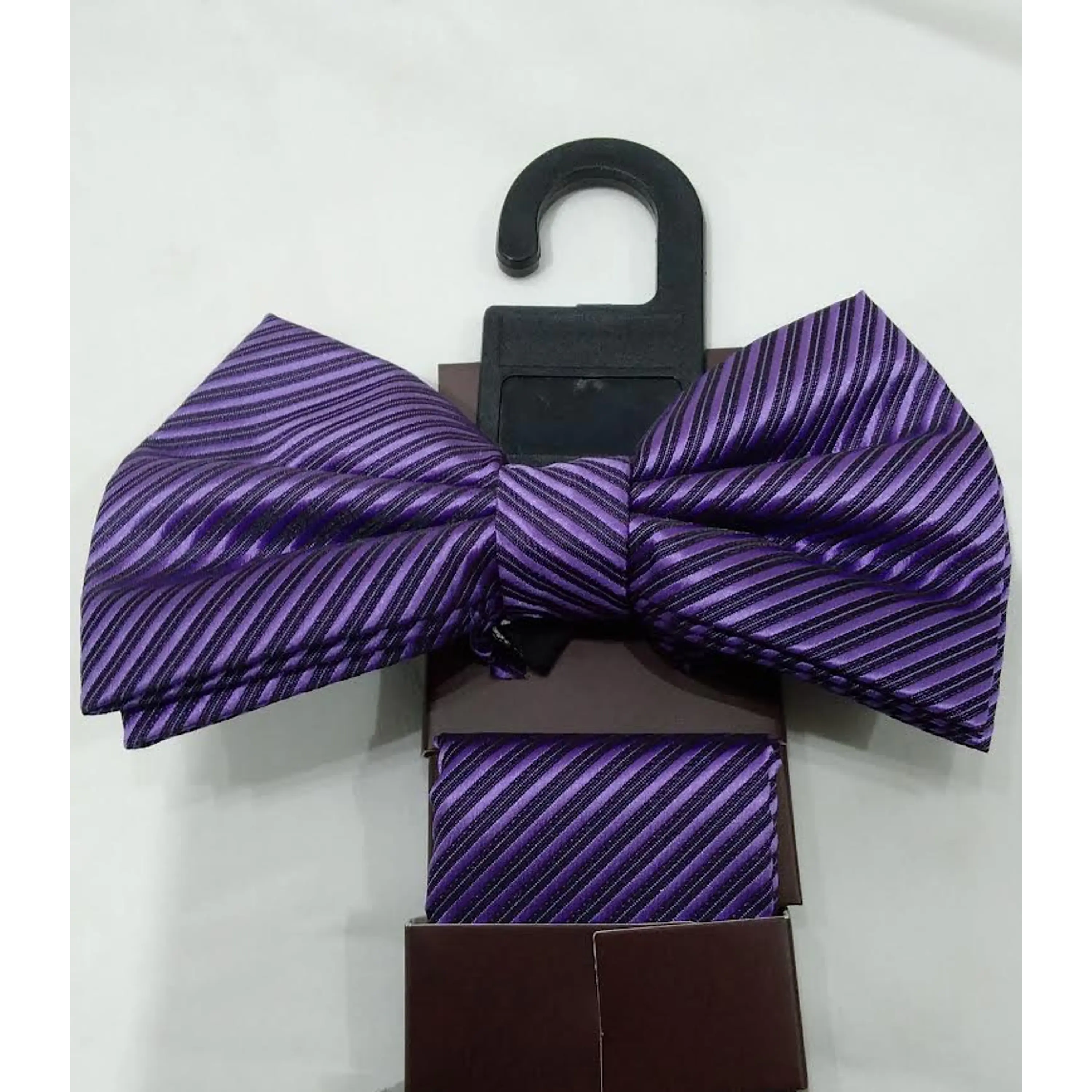 Humita y Pañuelo (Morado y Diseño) 1