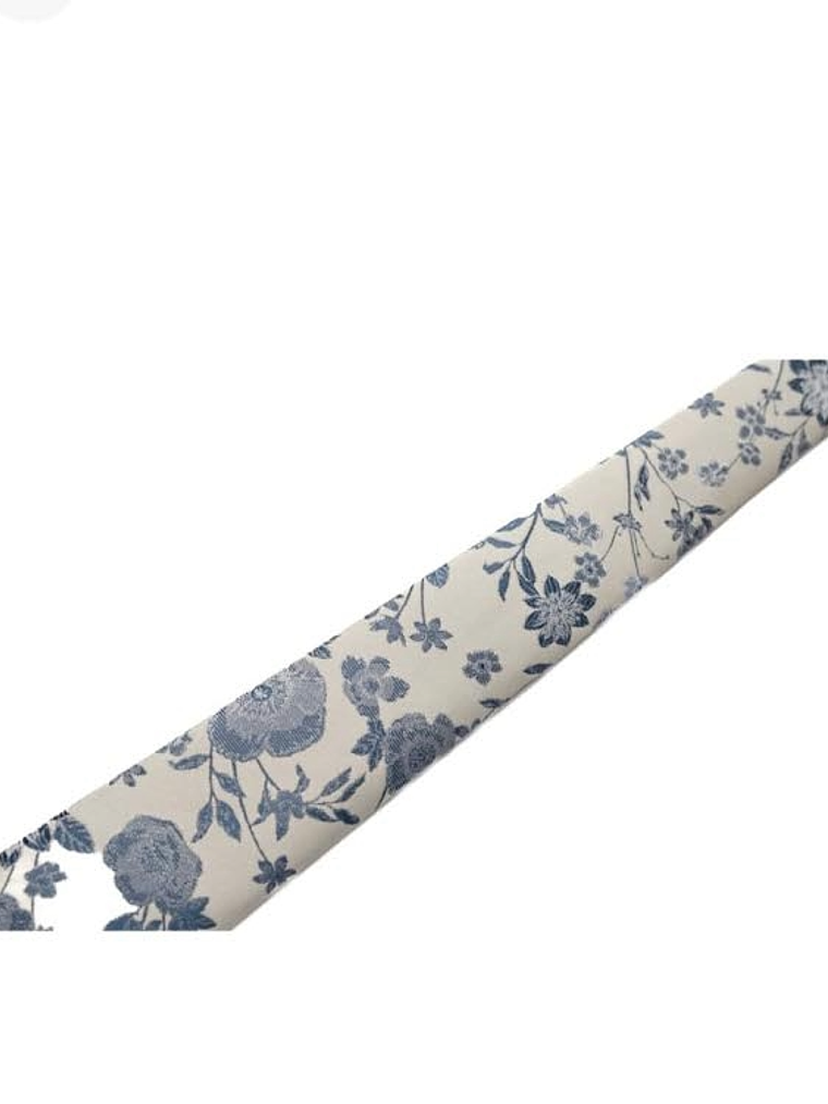 Corbata con Pañuelo (Blanco y Diseño) 2