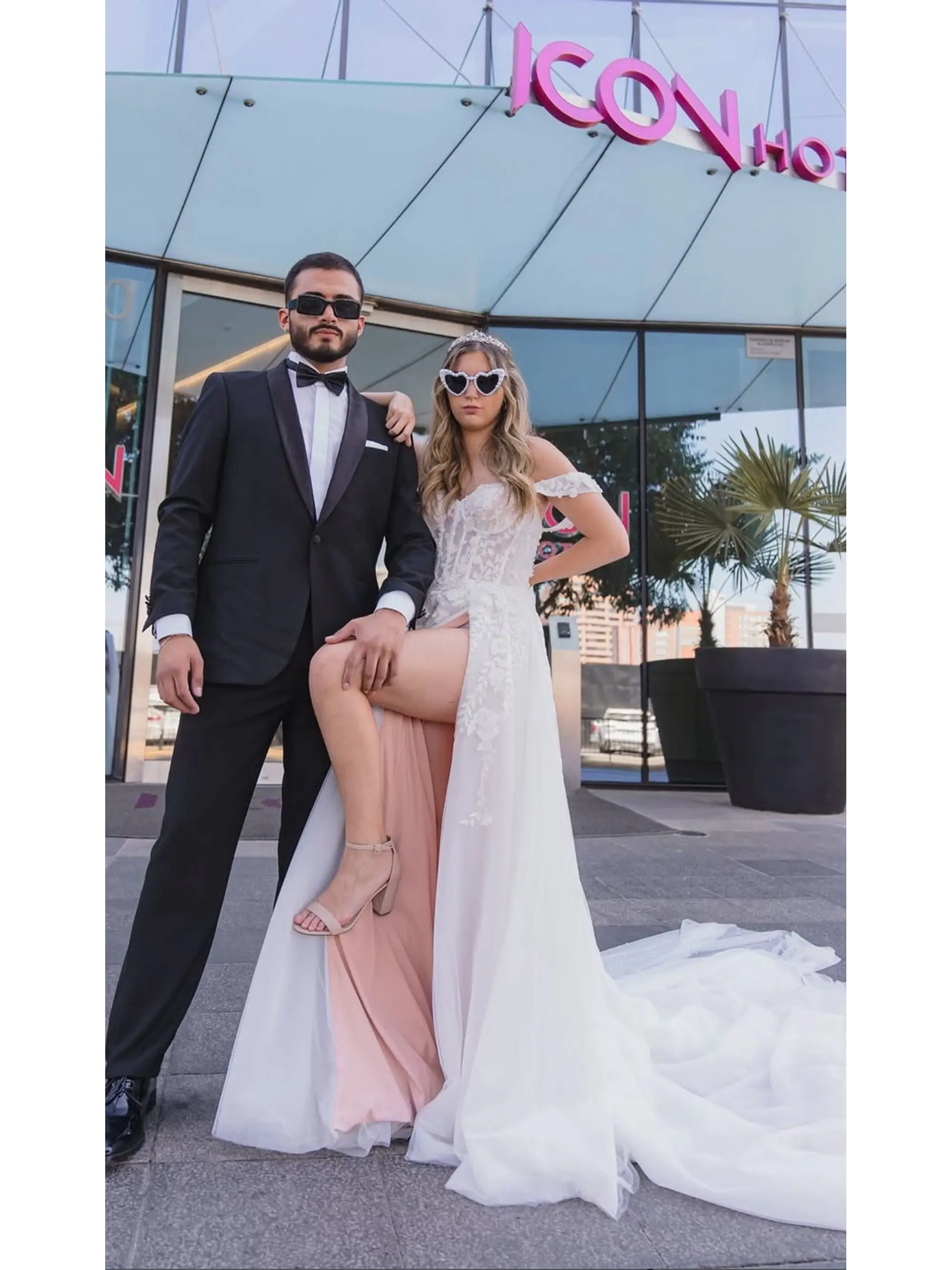 Traje Smoking negro (Camisa, Colleras y humita) 4