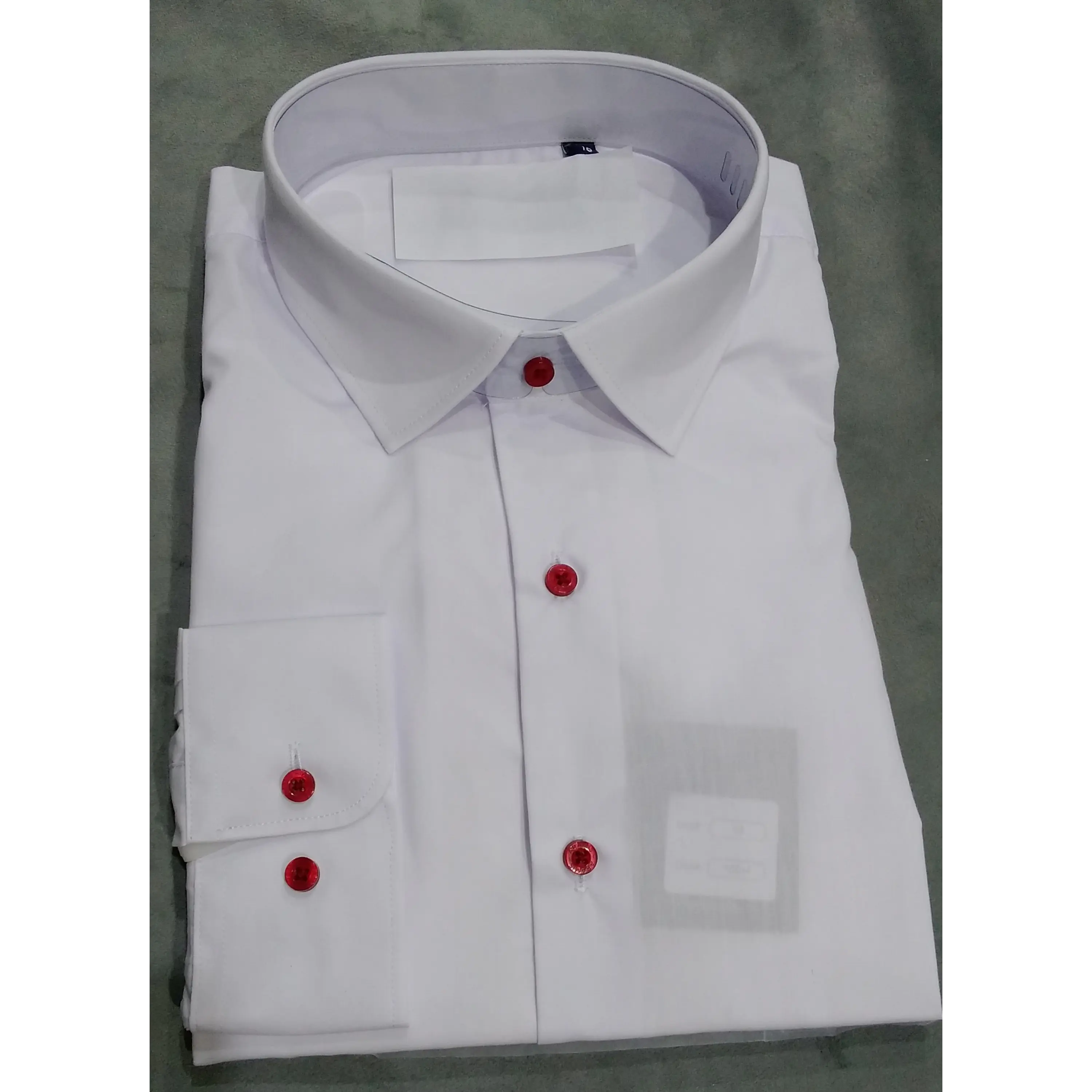 Camisa con Botones Rojos 1