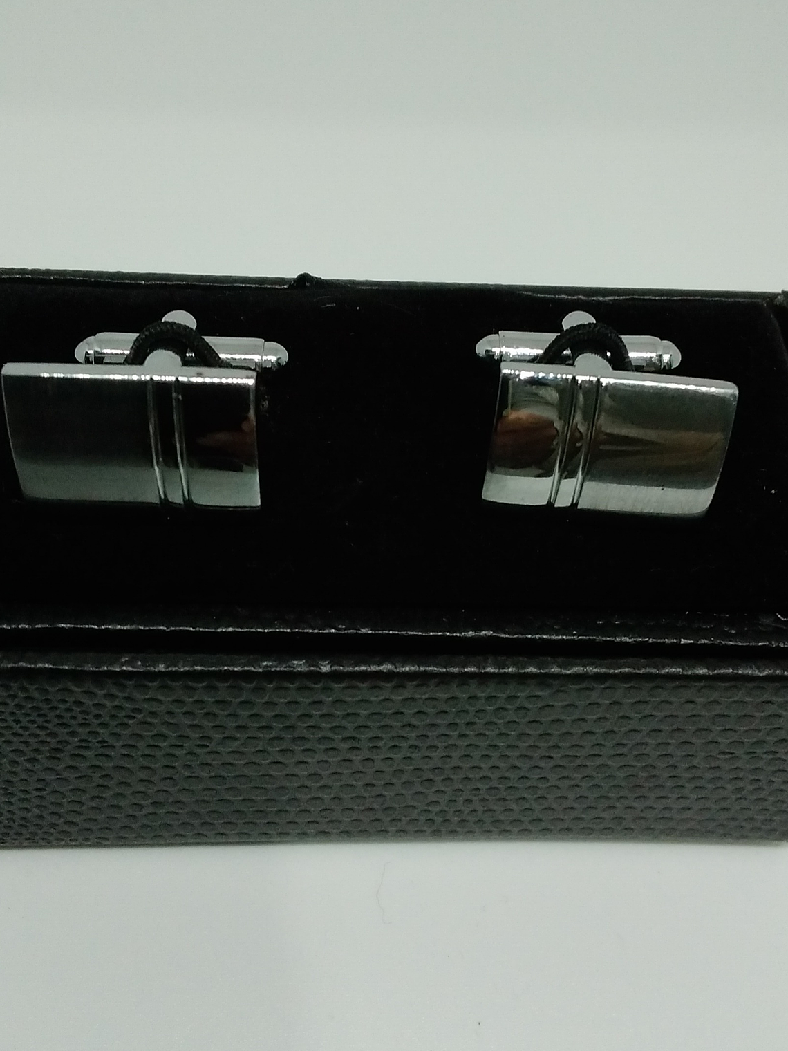 Colleras Plateadas Rectangulares (2) 1