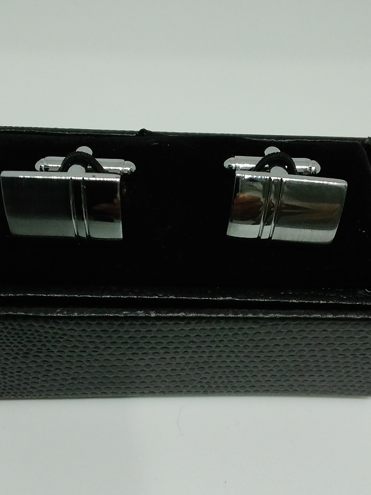 Colleras Plateadas Rectangulares (2) 1