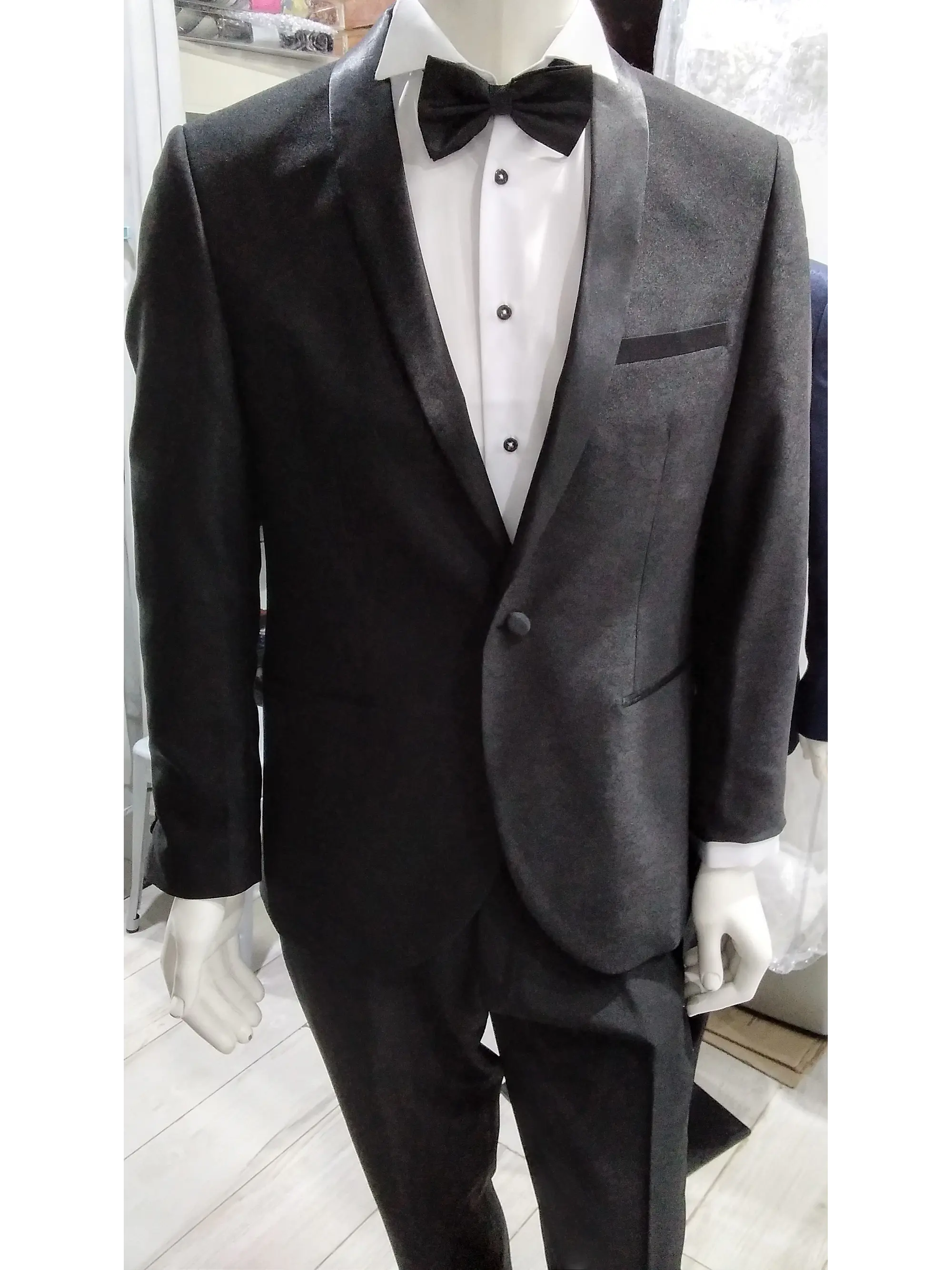 Smoking Negro (Camisa,Colleras y Humita) 1