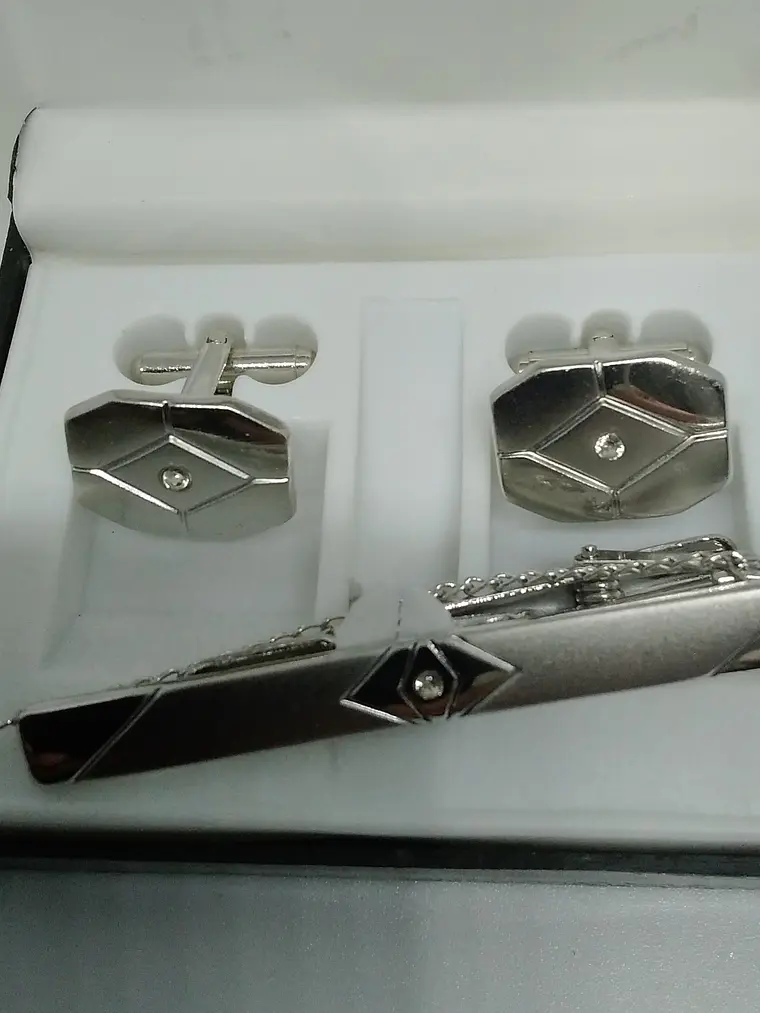 Colleras Plateadas con Clip 1