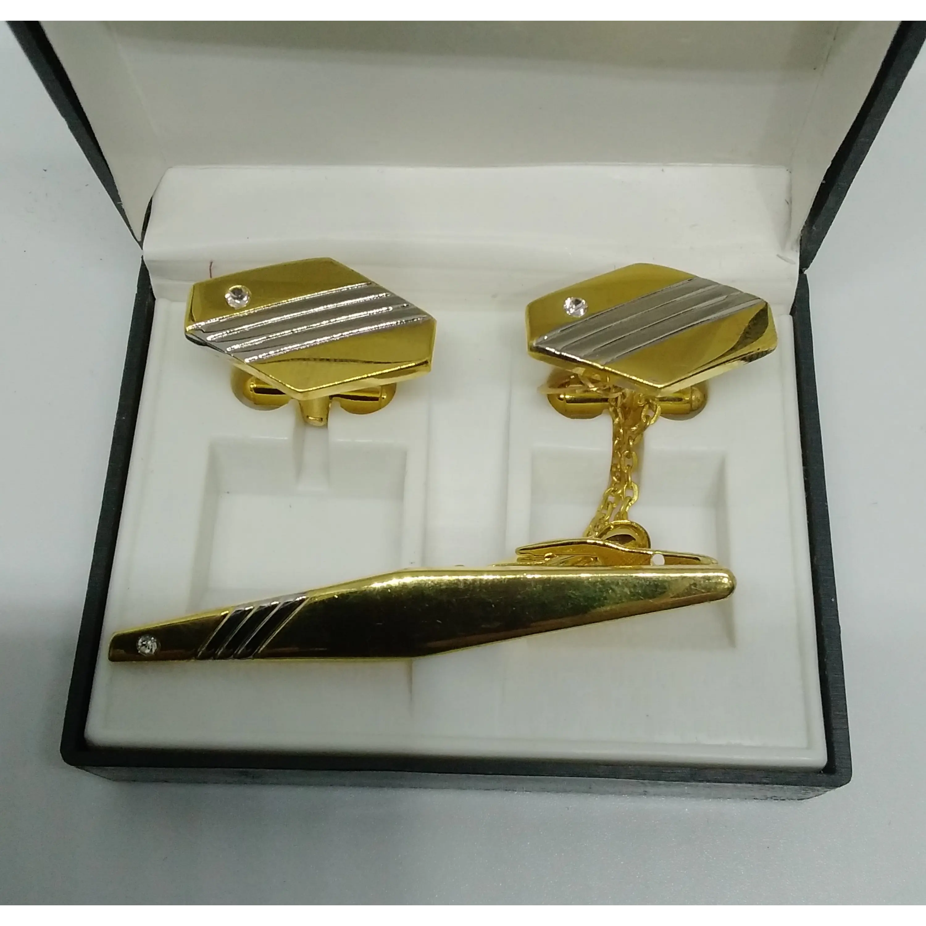 Colleras Doradas con Clip 2
