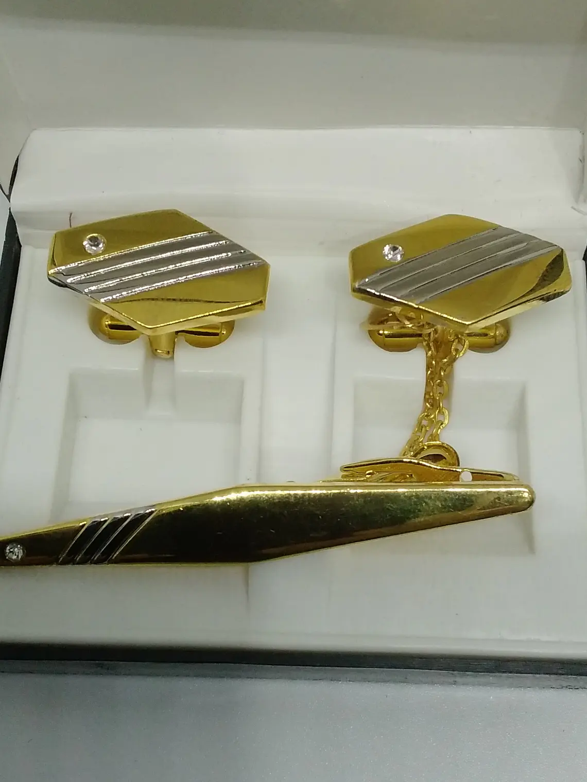 Colleras Doradas con Clip 1