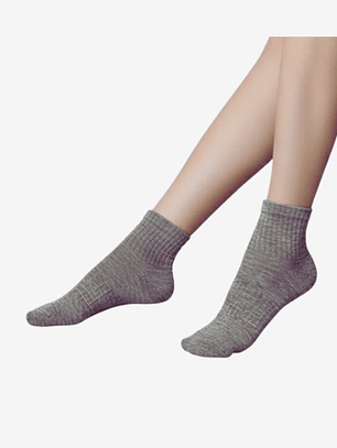 CALCETIN BASICO DE ALGODON EN TRES COLORES