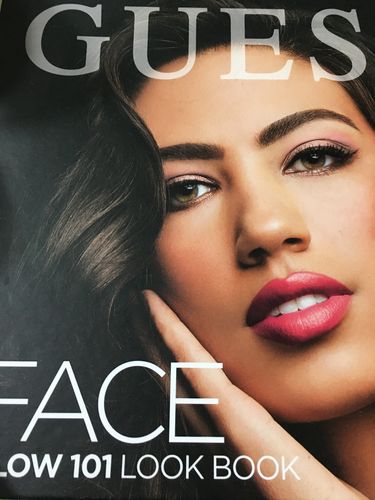 Estuche Guess Glow 101 Face Look Book (Eyeshadow+Mascara+Lipstick+Eye Linner) Mujer