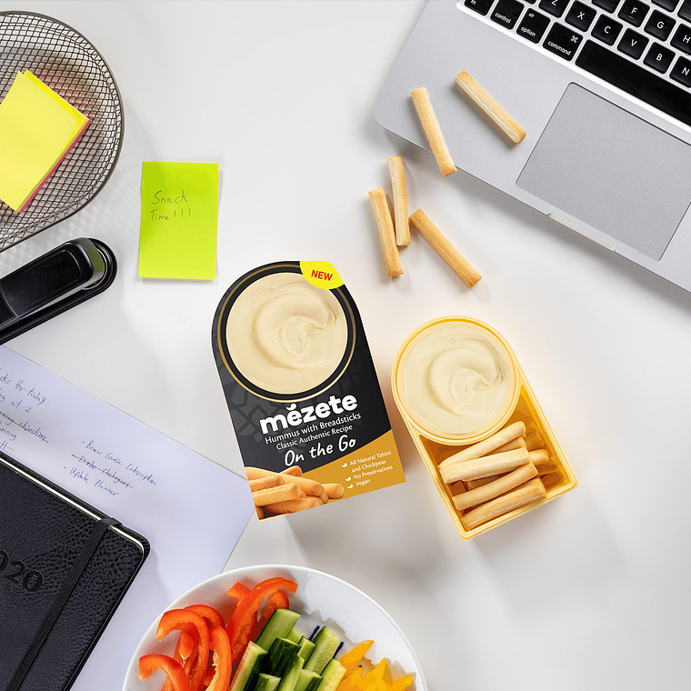 Hummus con Palitos de Pan - Clásico 2