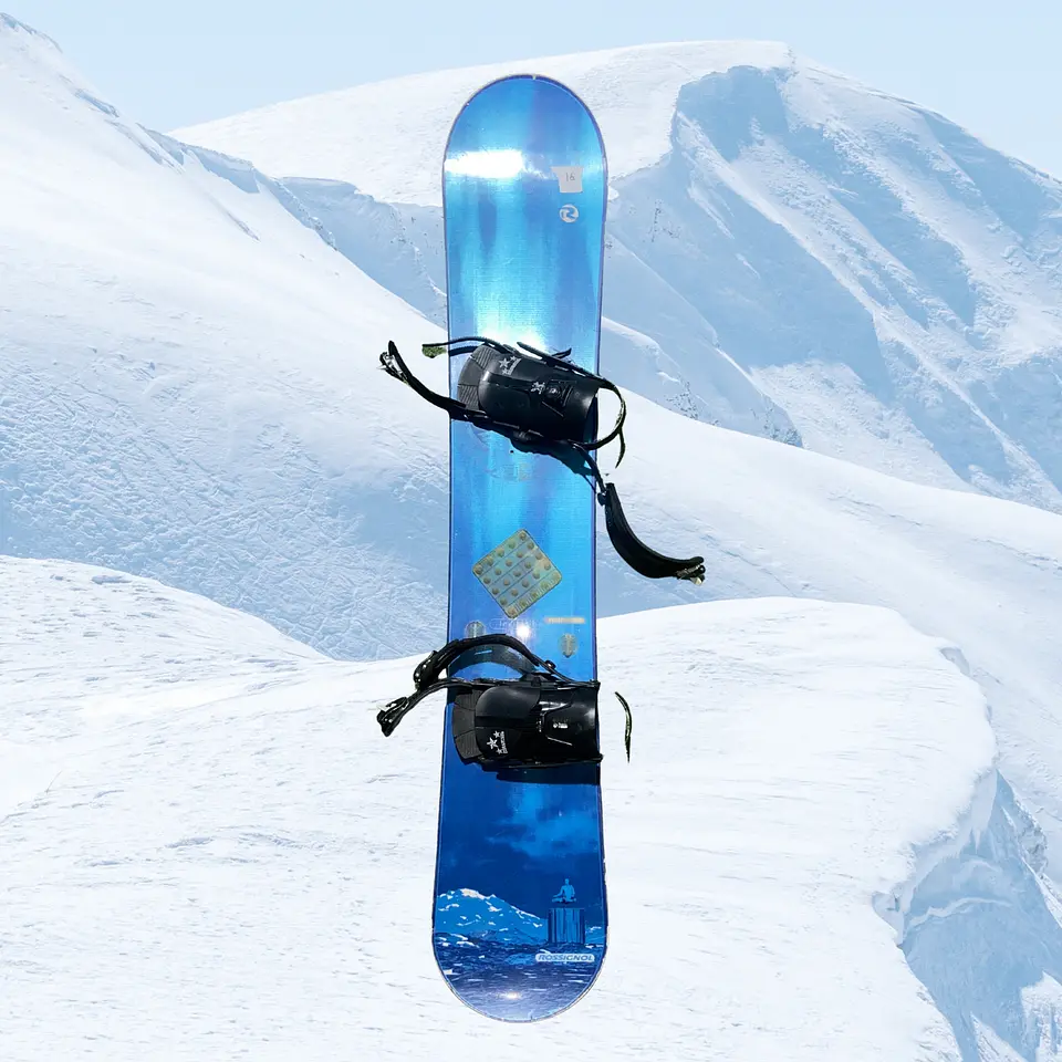 TABLA SNOWBOARD + FIJACIONES 22