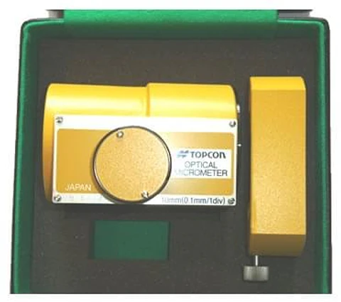 Micrometro precision 0.1 mm marca Topcon