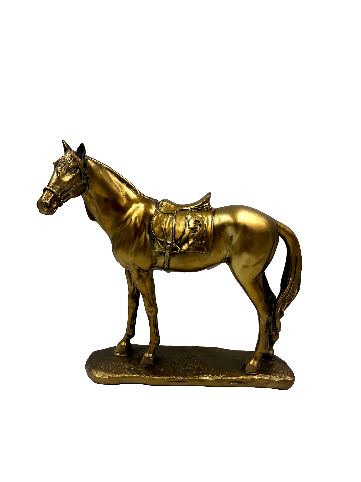 Caballo dorado con montura 2