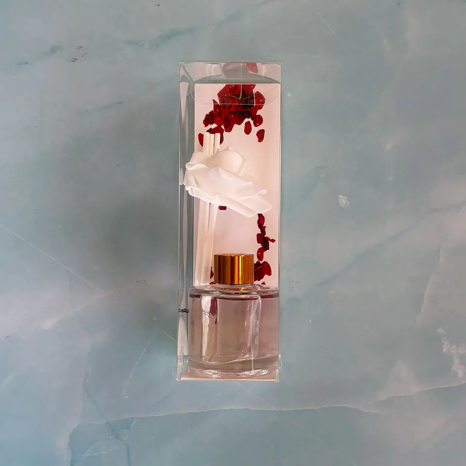 Difusor con varilla de rosa 30ML 1
