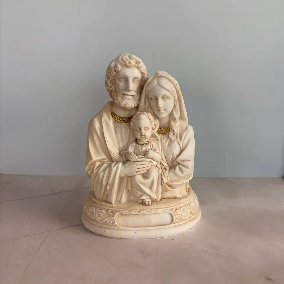 Sagrada familia blanca pequeña 1