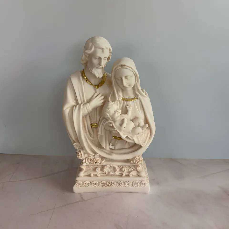 Sagrada familia blanca grande 1