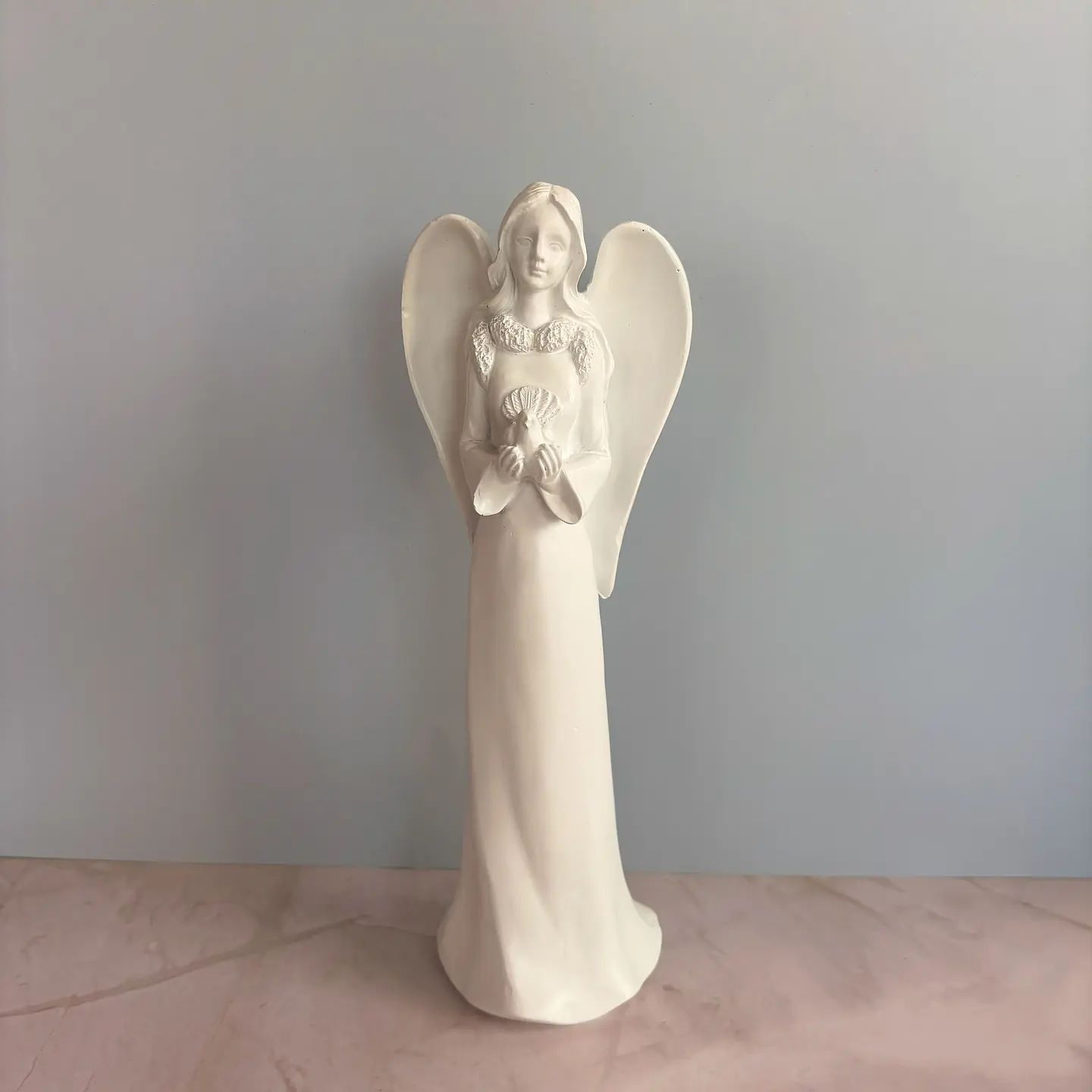 Ángel con páloma 1