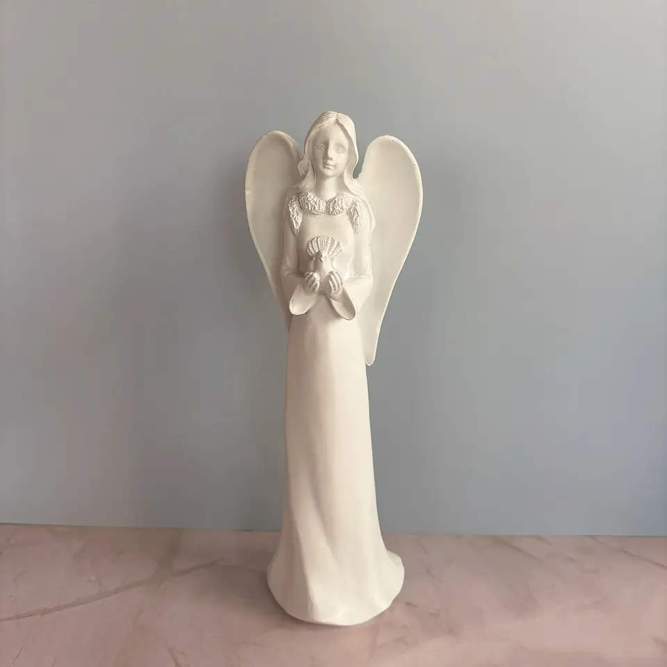 Ángel con páloma 1
