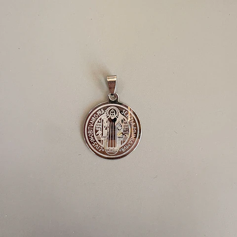 Medalla San benito acero mediana
