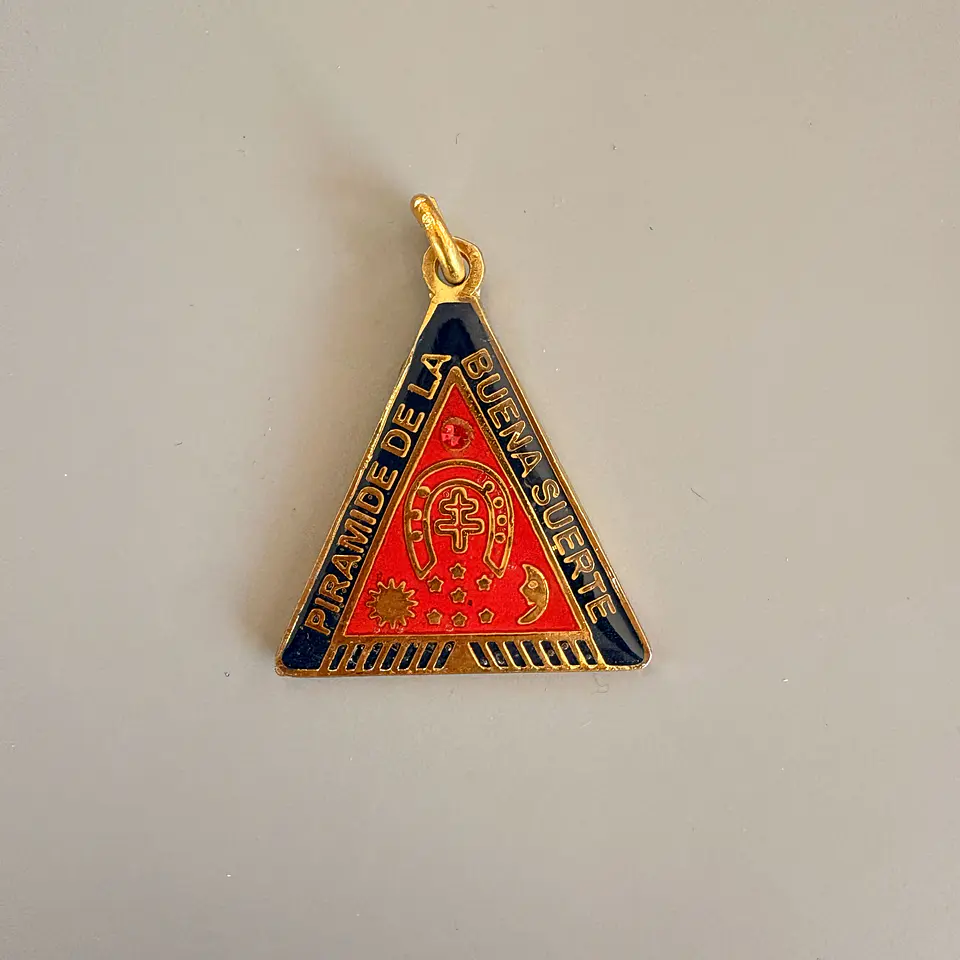Talisman de la pirámide 2