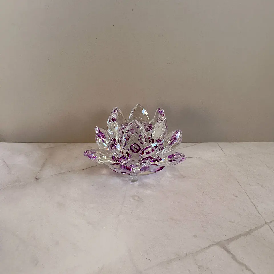 Flor de loto morada grande 1
