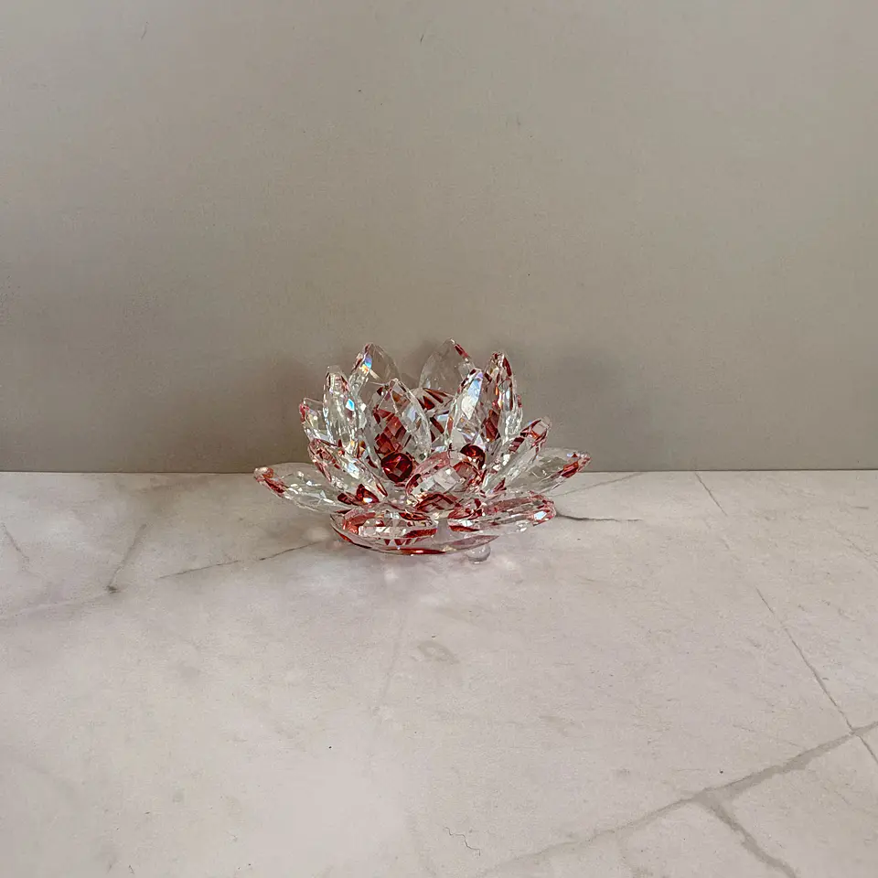 Flor de loto roja grande 1