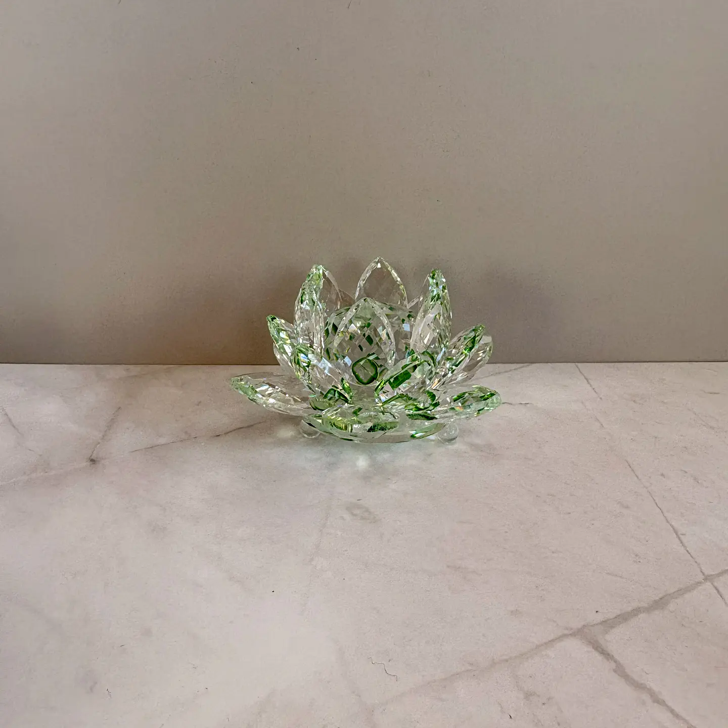 Flor de loto verde grande 1
