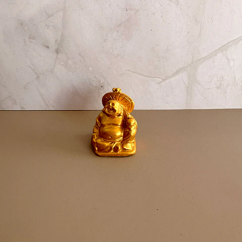 Buda Maitreya o Buda Feliz con sombrilla