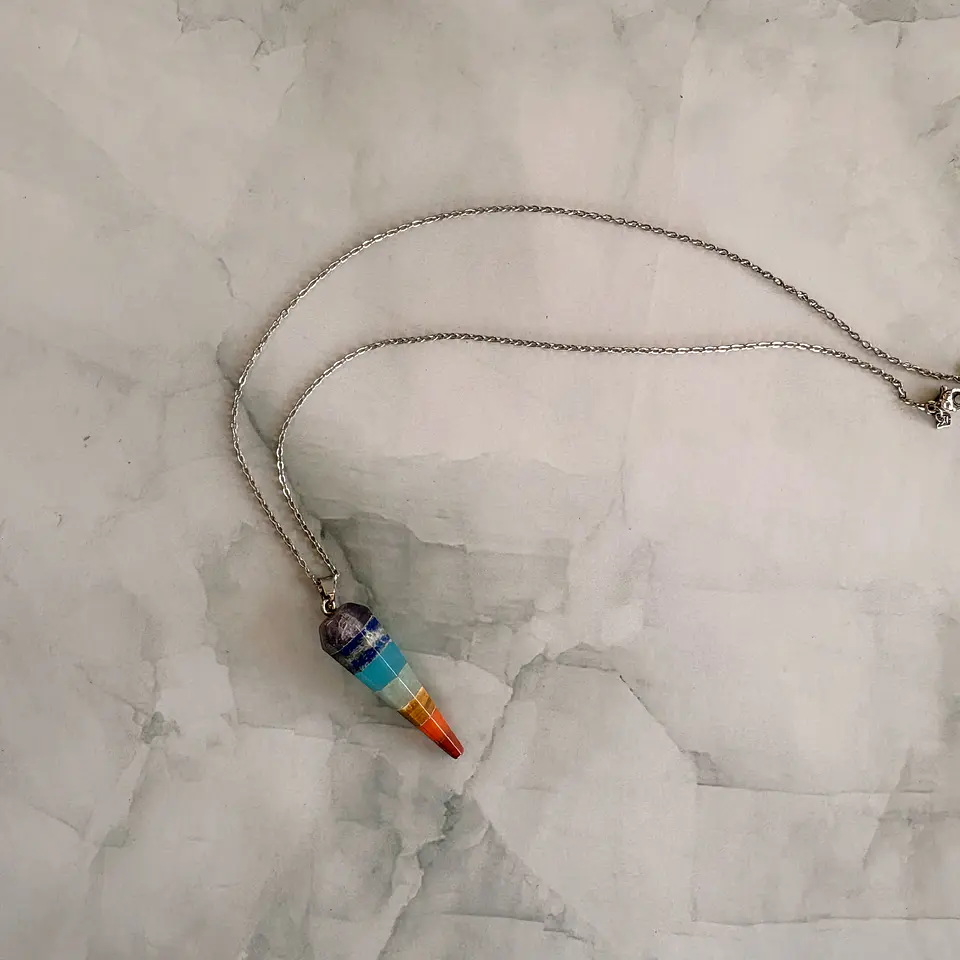 Péndulo 7 chackras en punta 1