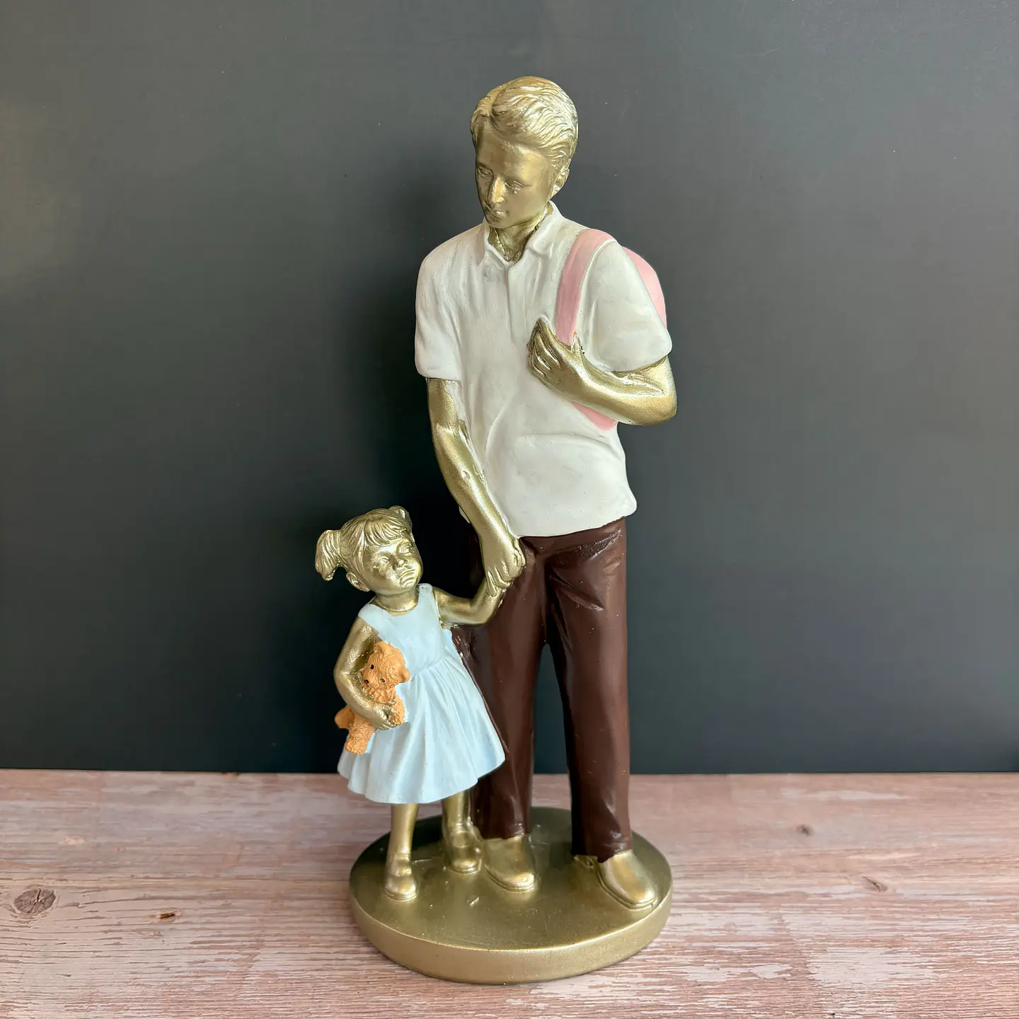 Figura padre con hija 2