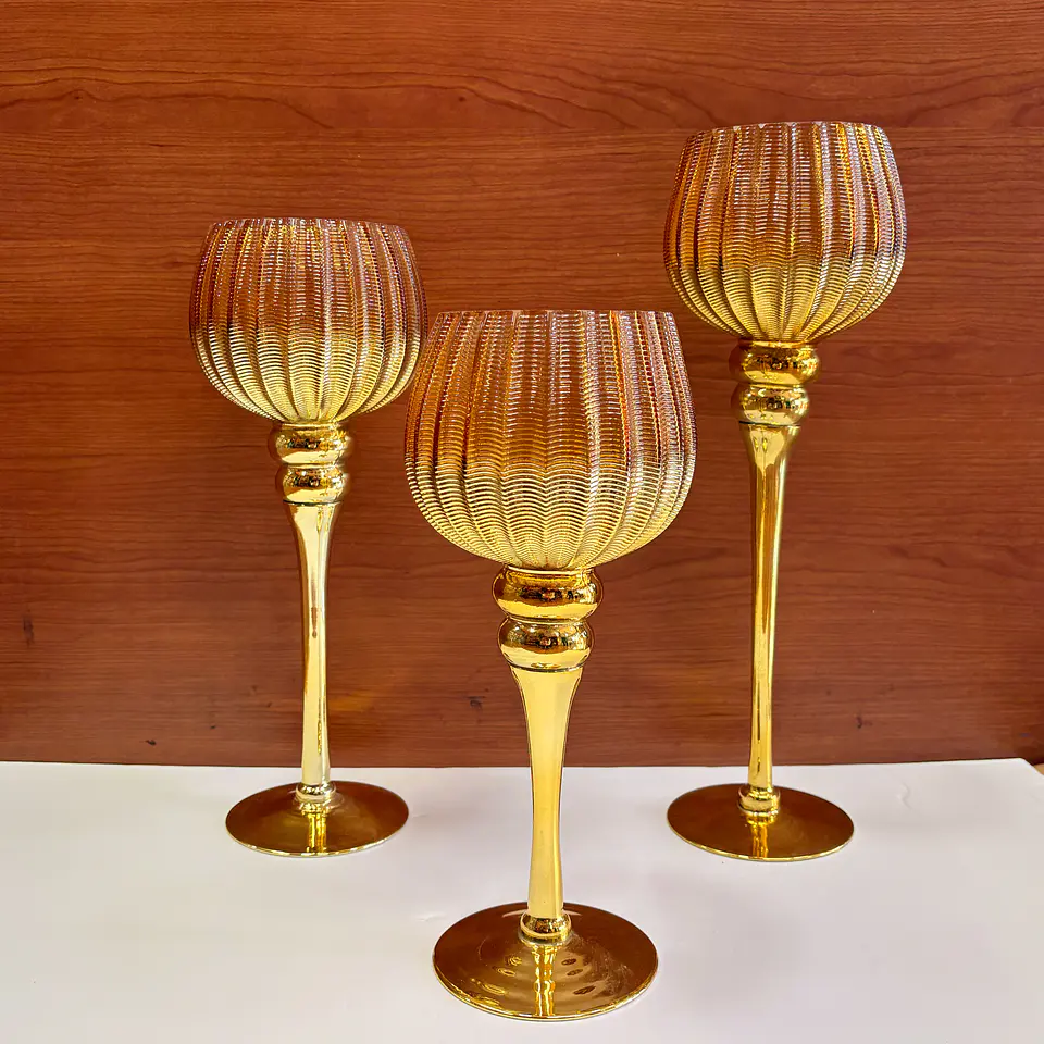 Set de 3 copas doradas 1