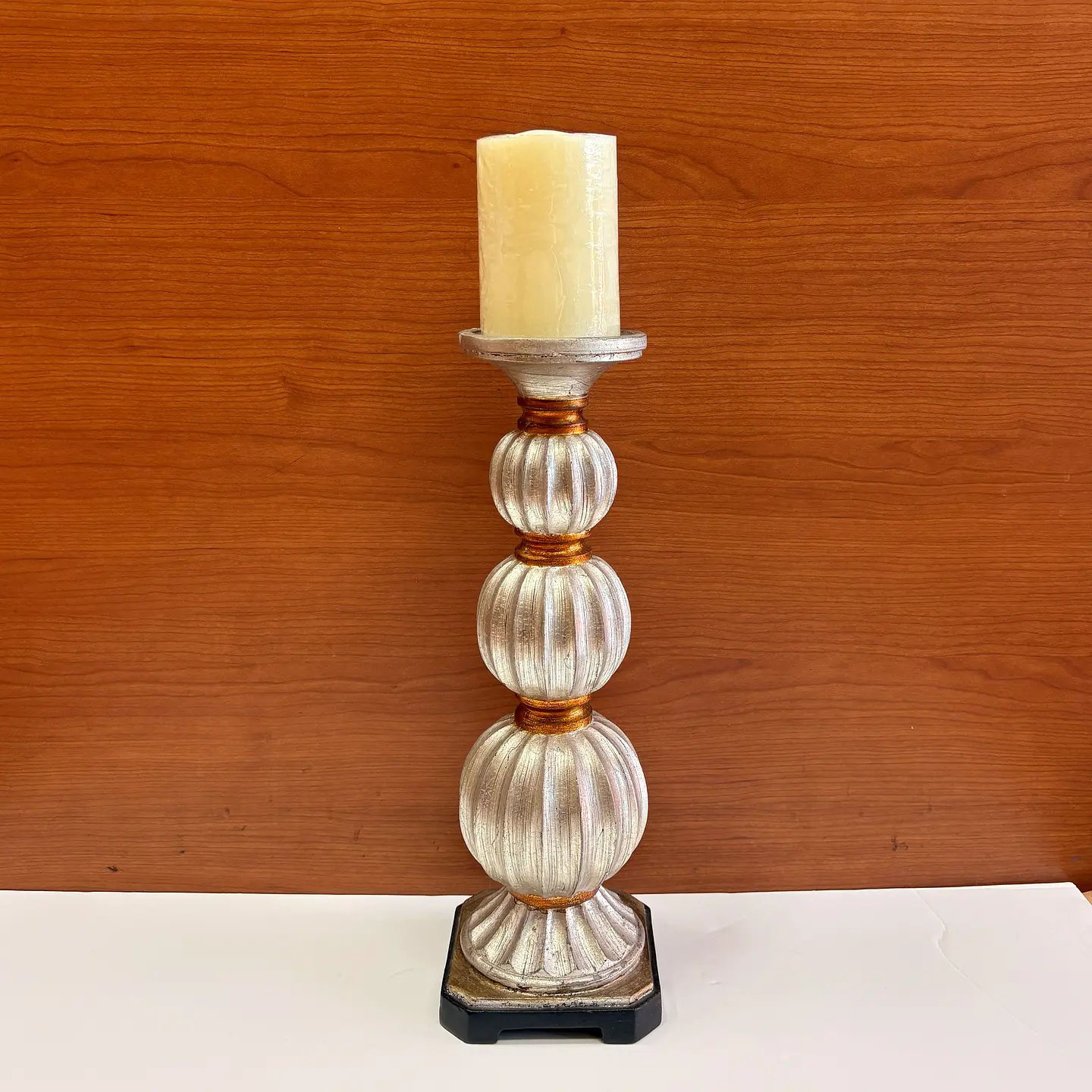 Candelabro plateado 1