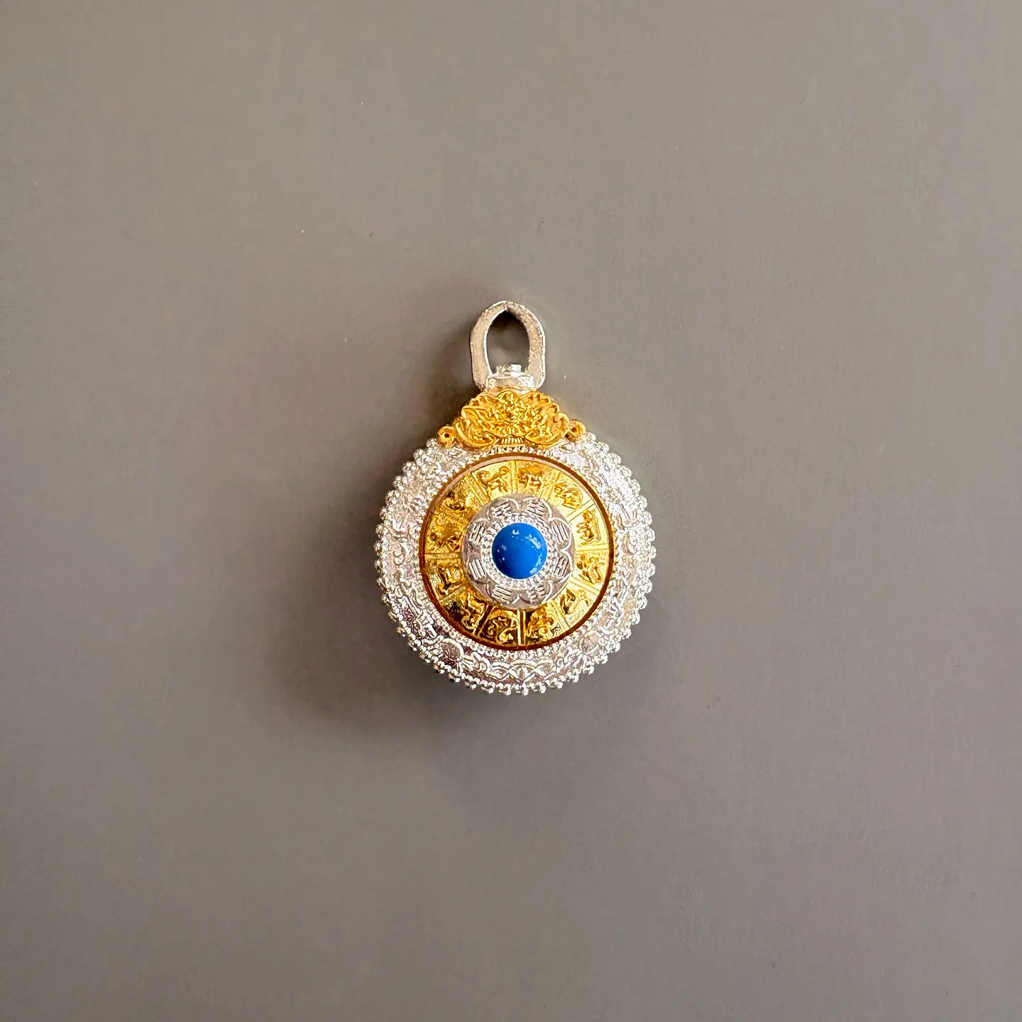Colgante de protección y fortuna 1