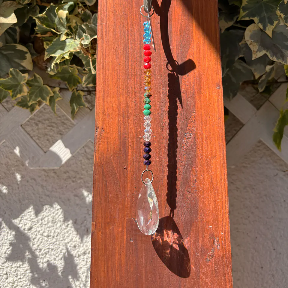 Cristal facetado con 7 chacras mediano 2