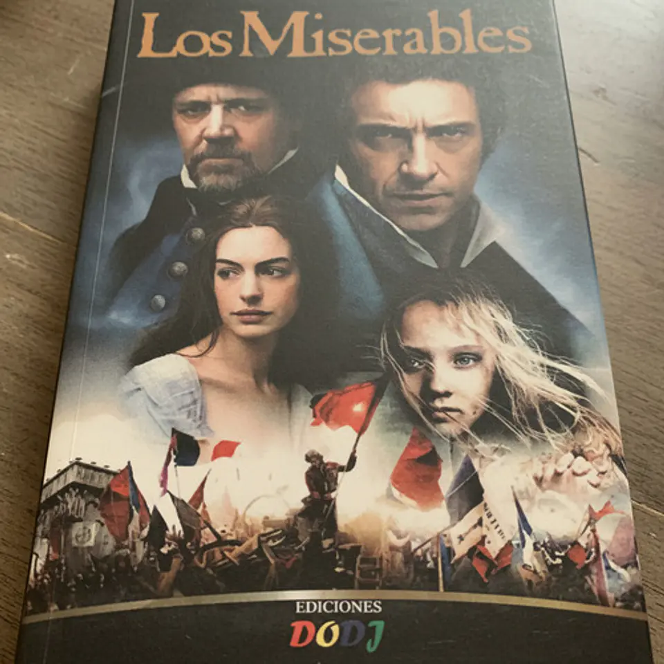 Los Miserables - Victor Hugo (físico) 3