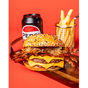 Burger 07 + Papas fritas + Bebida gratis