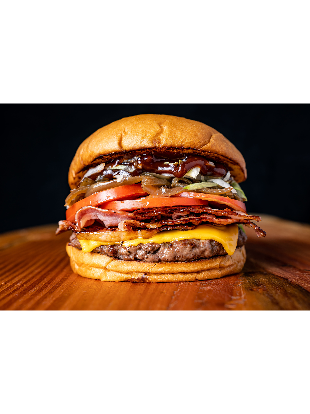 Burger 02 + Papas fritas + Bebida gratis 4