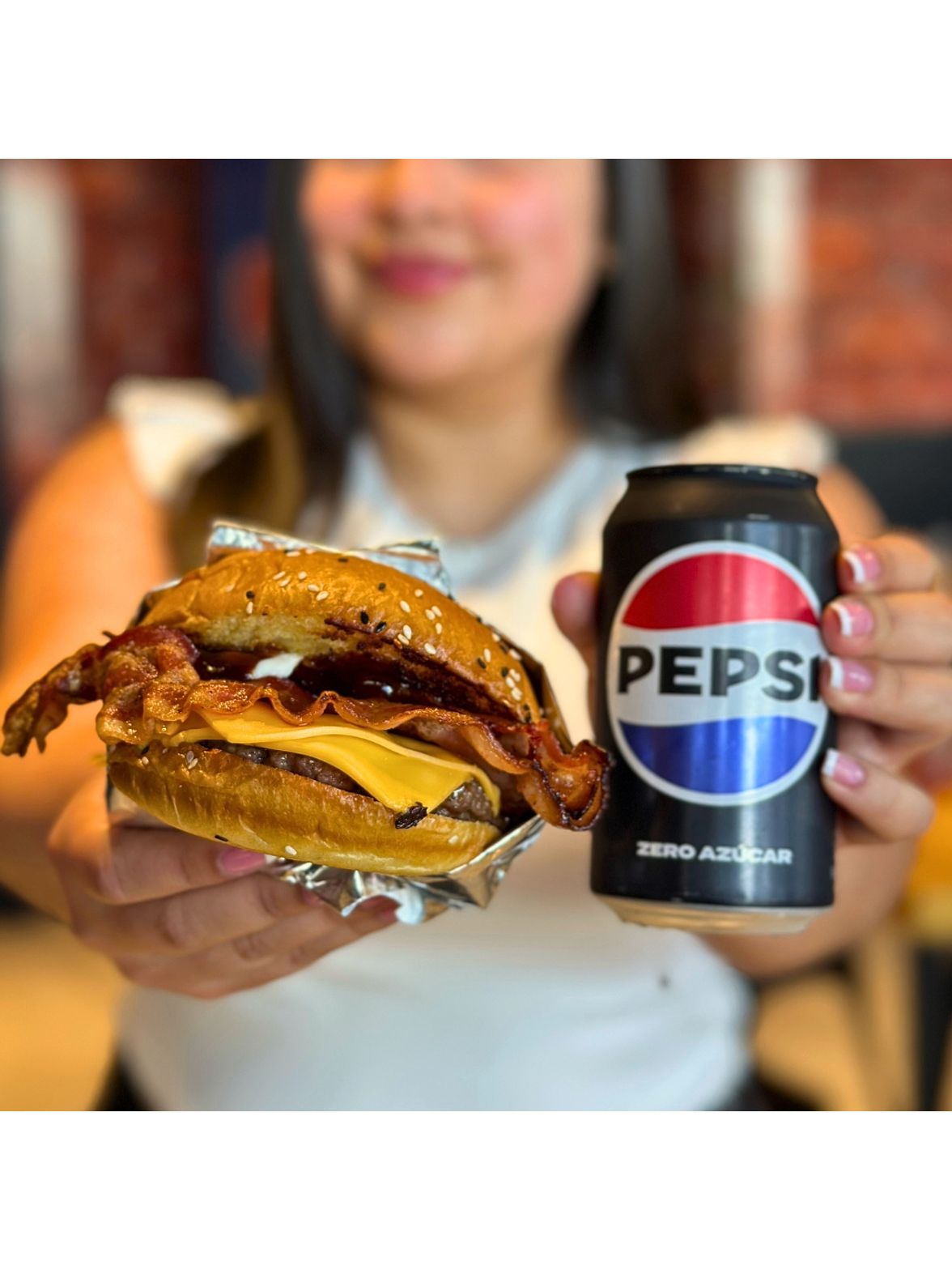 Combo Dúo Cheese Bacon + 2 bebidas gratis 4