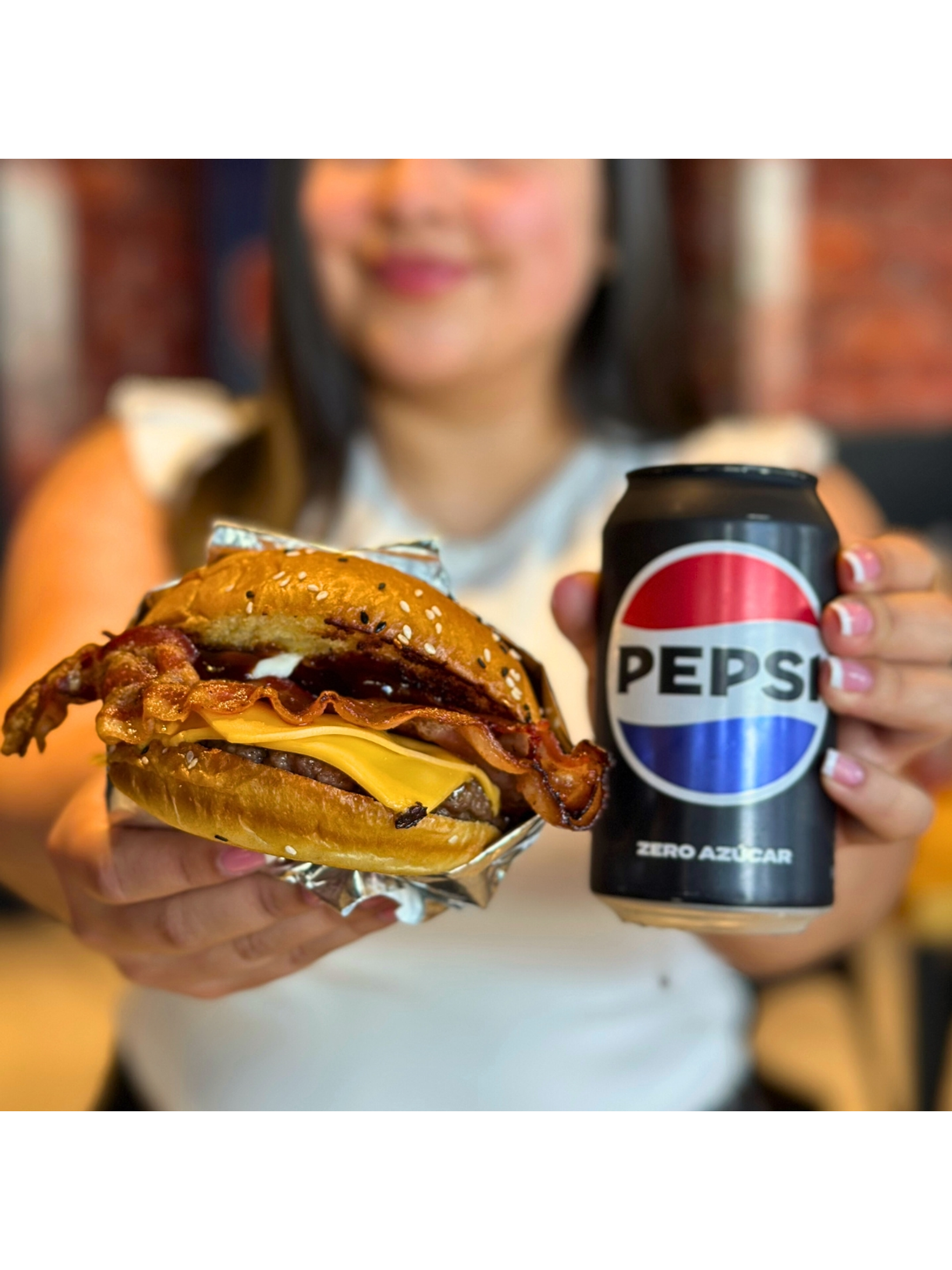 Combo Dúo Cheese Bacon + 2 bebidas gratis 4