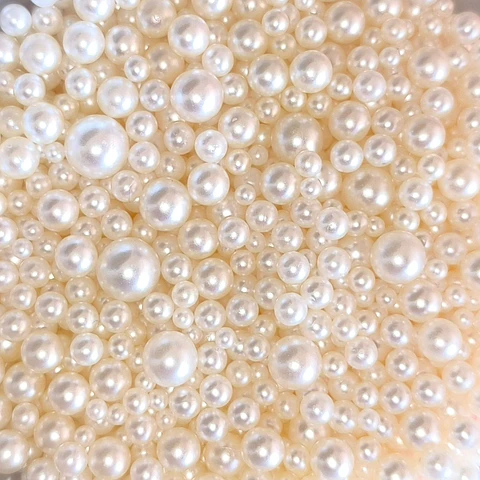 Perlas Beige sin Agujero, Incluyen Remaches