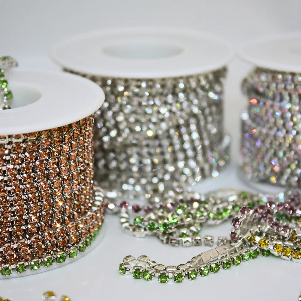 Cadena Strass Ss12 Base Plateada Soutage 1