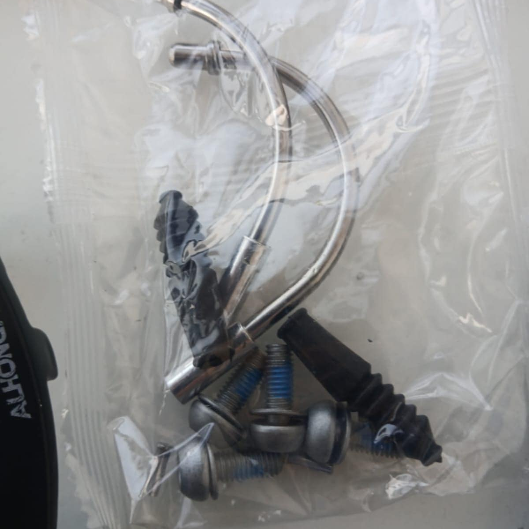 Conjunto de frenos V-Brake Par de herraduras Alhonga y Manillas AVID FR5 8