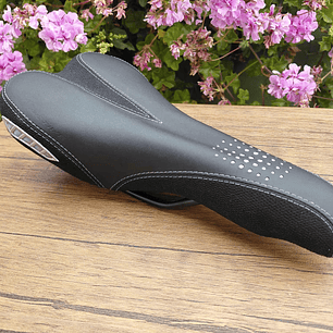 Sillin ACTIVE FXK DH-9 Kevlar 285x146mm