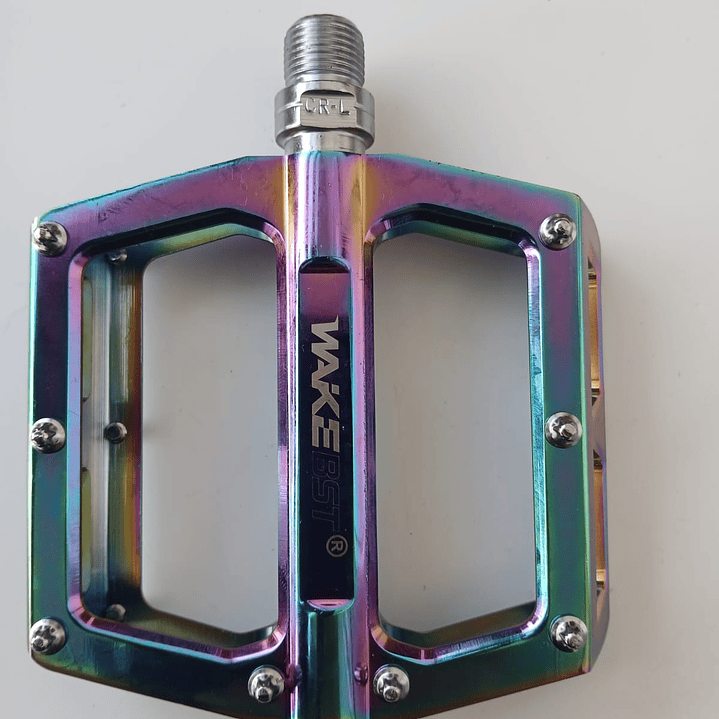 Pedal WAKE de Aluminio, Sellados, Eje de cromo, pines de acero intercambiables 3