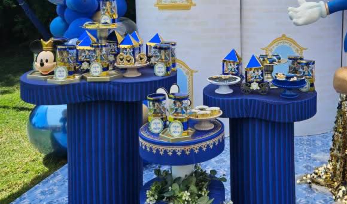 Juega con diferentes alturas en la mesa