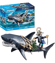 Pirates: Tiburón gigante con pirata