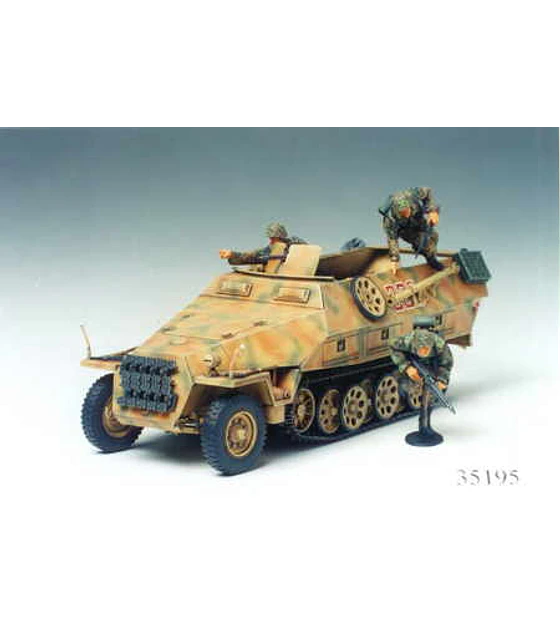 Preventa - German Mtl.SPW SDkfz.251 Ausf D Halftrack