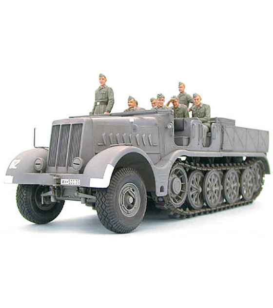 Preventa - German 18-Ton Heavy Half-Track FAMO